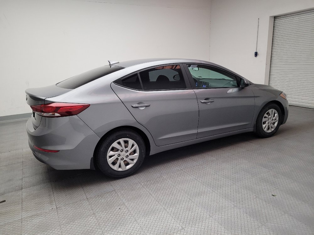 Used 2017 Hyundai Elantra SE image 10