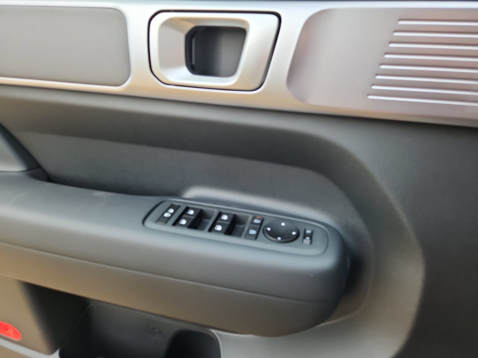 New 2026 Hyundai Santa Fe SE AWD/4WD image 9