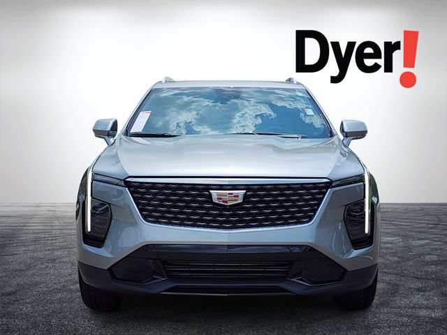 Used 2025 Cadillac XT4 Premium Luxury FWD image 9