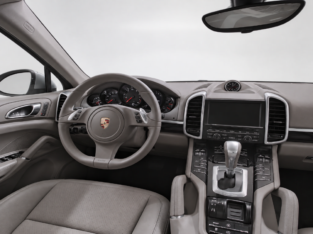 Used 2012 Porsche Cayenne AWD/4WD image 12