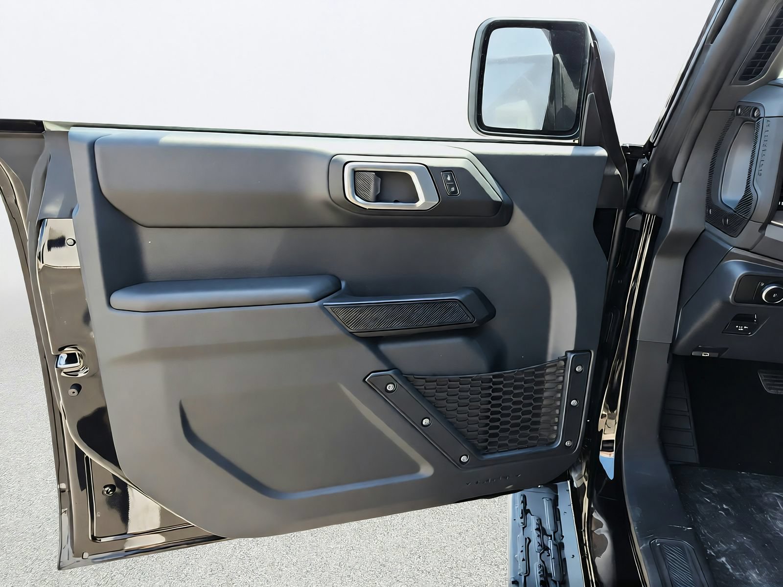 New 2026 Ford Bronco Outer Banks w/ Sasquatch Package AWD/4WD image 23