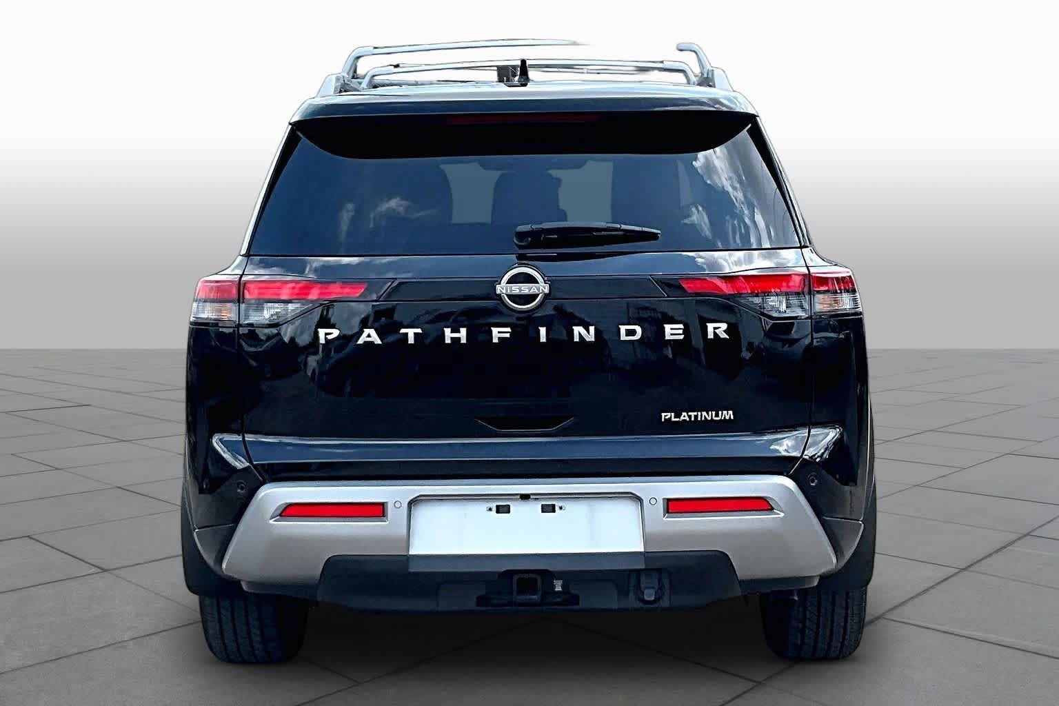 Used 2025 Nissan Pathfinder Platinum w/ Cargo Package FWD image 5