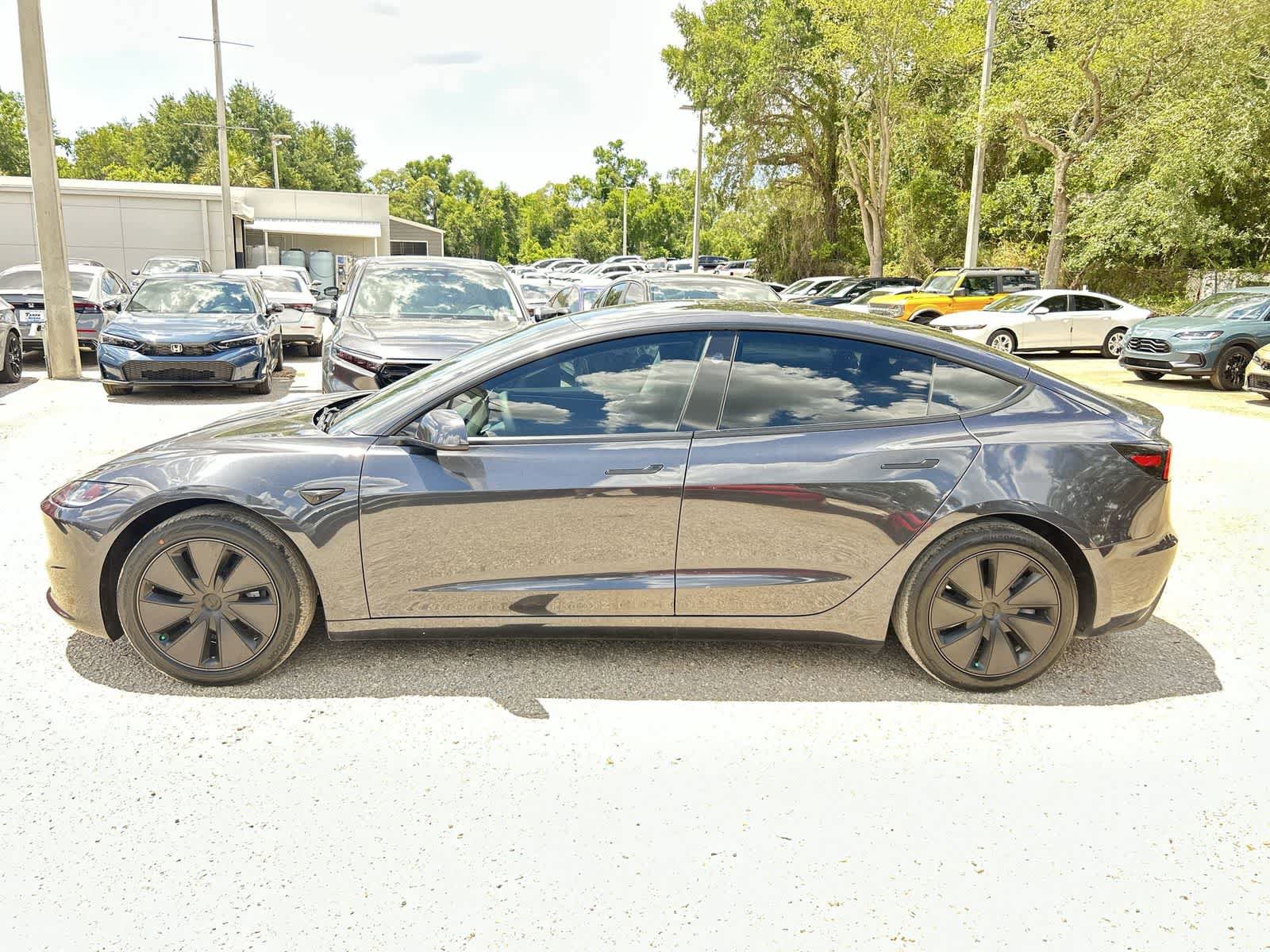 Used 2024 Tesla Model 3 Standard Range RWD image 4