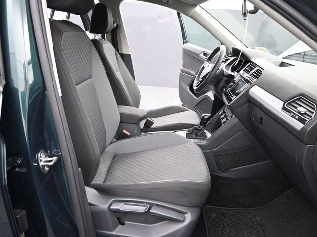 Used 2018 Volkswagen Tiguan S FWD image 25