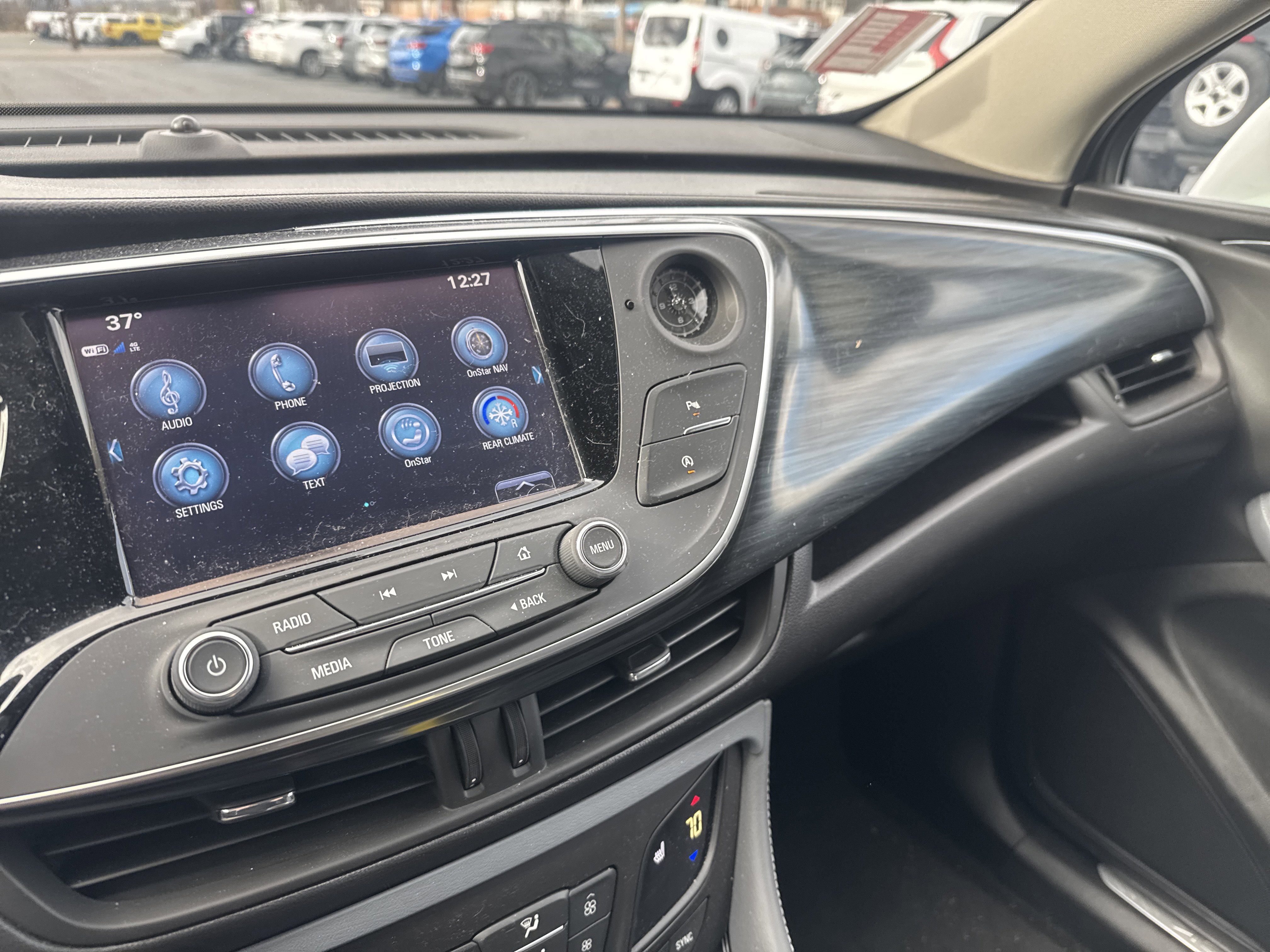 Used 2020 Buick Envision Essence image 22