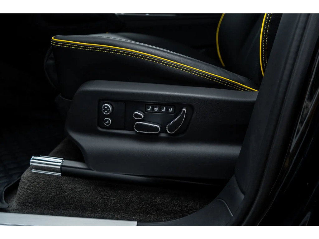 Used 2023 Bentley Bentayga Speed image 30