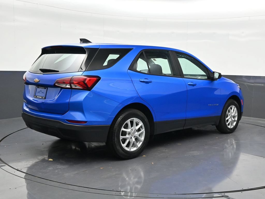 Used 2024 Chevrolet Equinox LS FWD image 5
