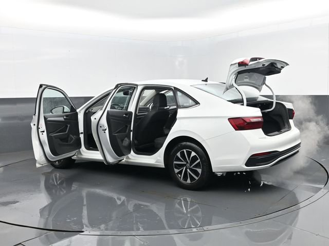 Used 2025 Volkswagen Jetta S FWD image 29