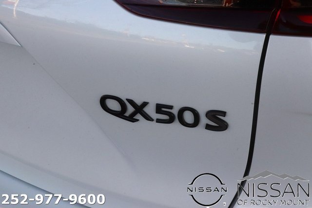 Used 2023 INFINITI QX50 Sport image 9