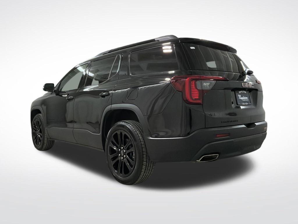 Used 2023 GMC Acadia SLT w/ Elevation Edition FWD image 2