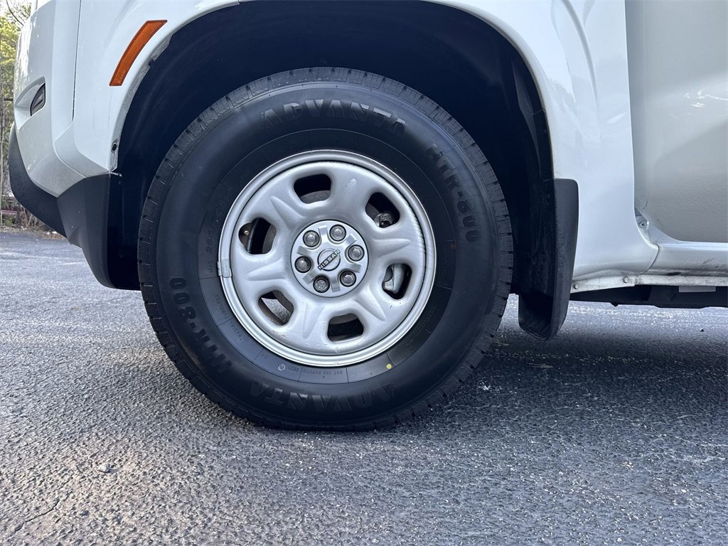 Used 2022 Nissan Frontier S w/ Technology Package image 11