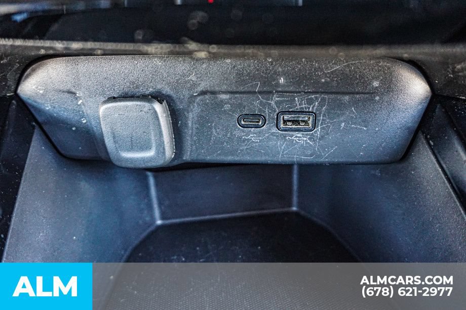 Used 2025 Chevrolet Trax LT FWD image 40