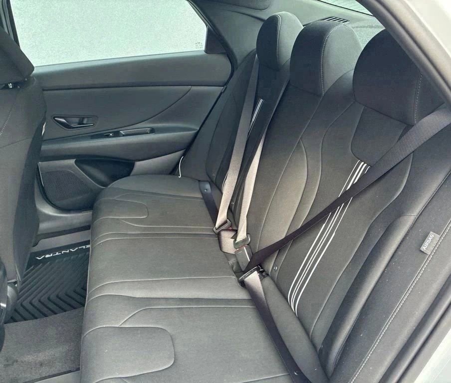 New 2026 Hyundai Elantra SE FWD image 13
