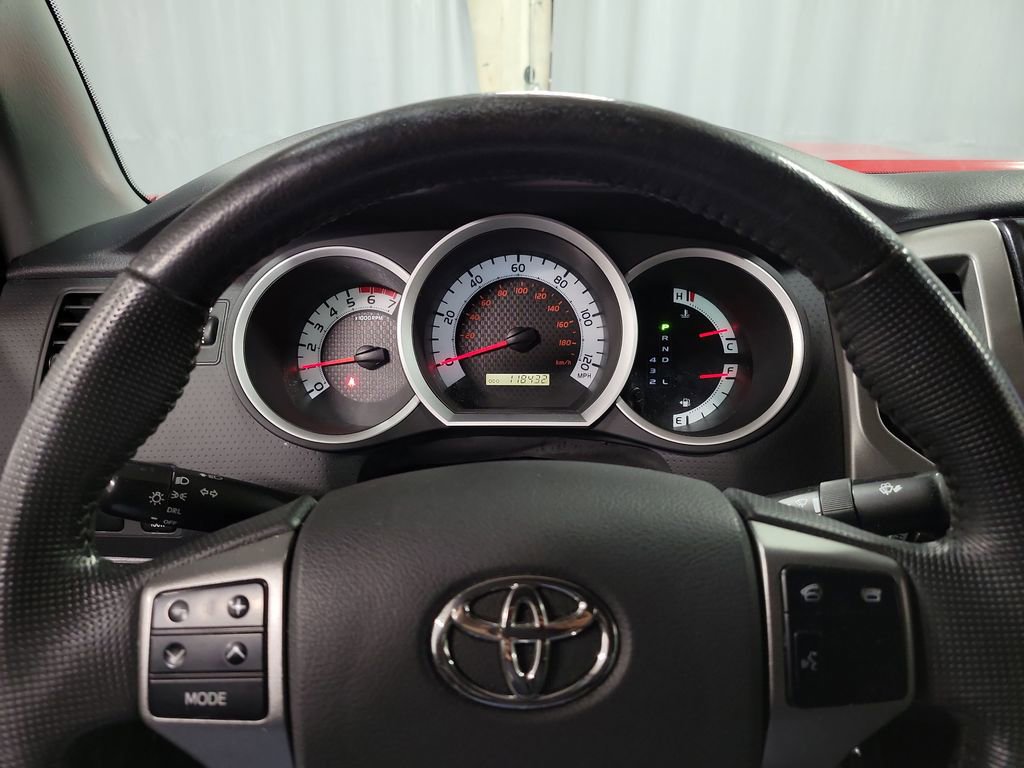 Used 2013 Toyota Tacoma 4x4 Double Cab image 14