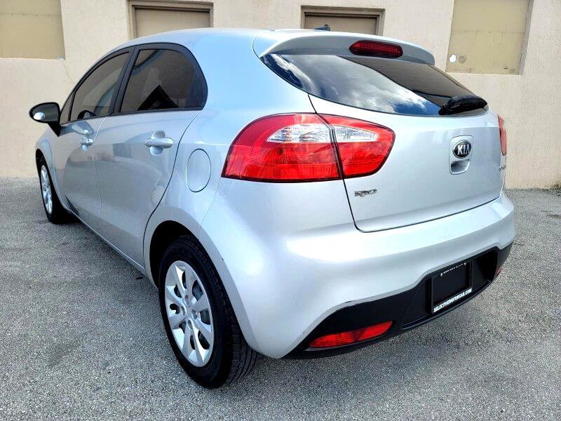 Used 2013 Kia Rio EX image 4