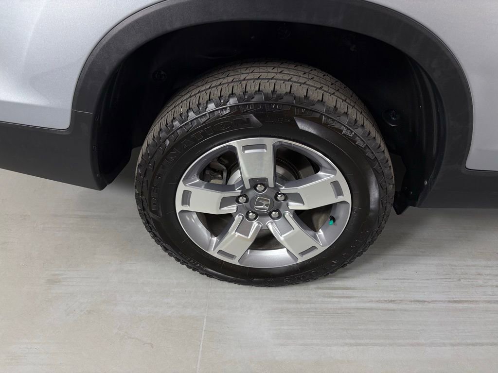 Used 2025 Honda Ridgeline RTL image 11