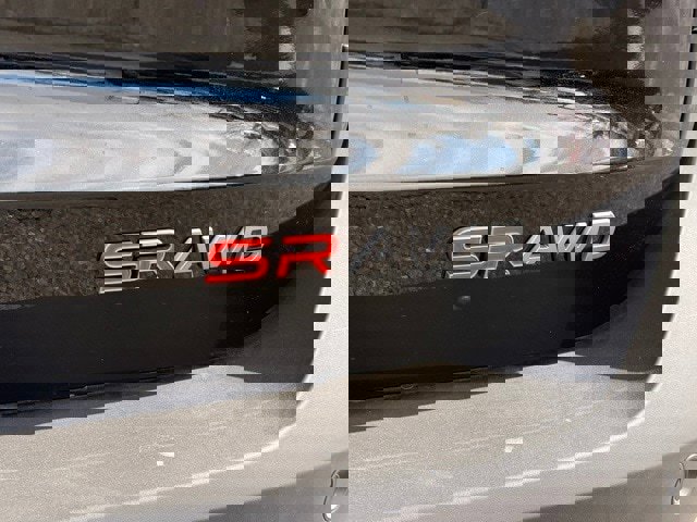 New 2026 Nissan Kicks SR w/ Cold Weather Package image 14