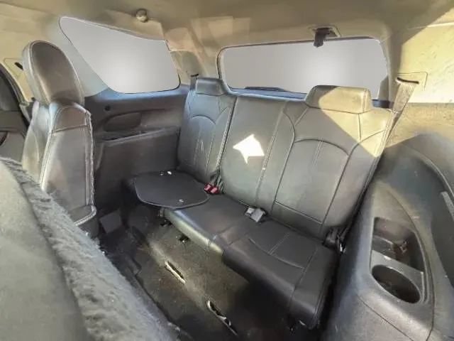Used 2015 GMC Acadia SLT FWD image 12