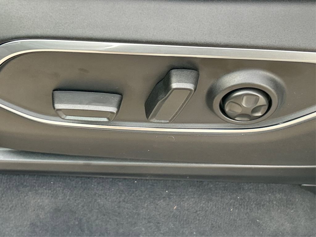 New 2025 Jeep Wagoneer Series III w/ Quick Order Package 25C Super image 40