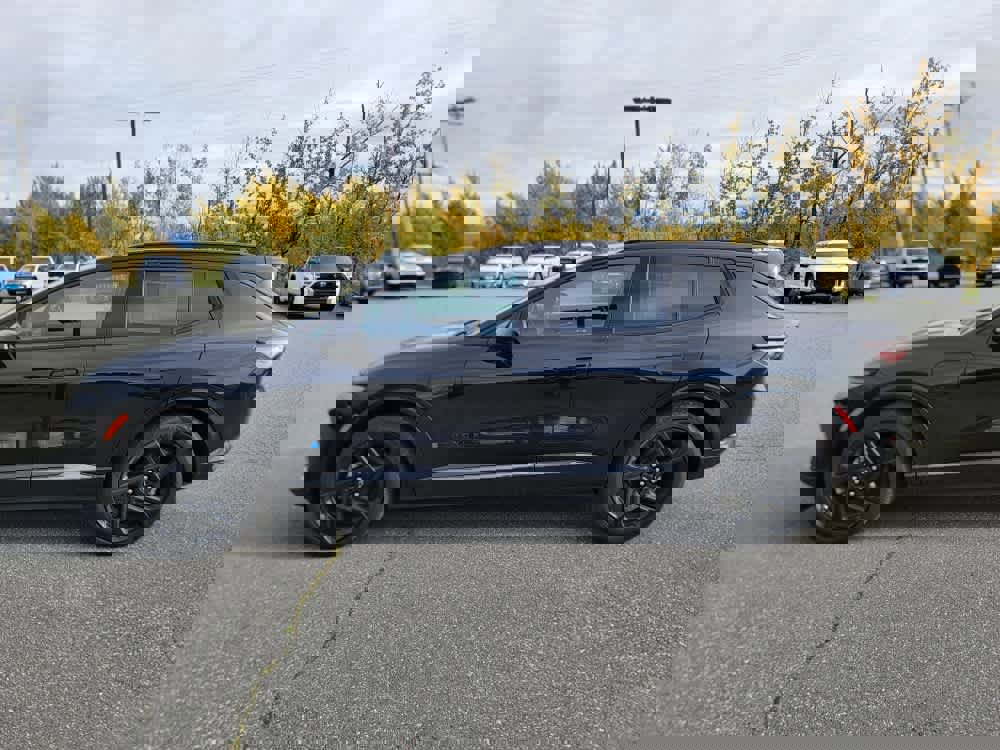 Used 2024 Chevrolet Equinox EV RS image 2