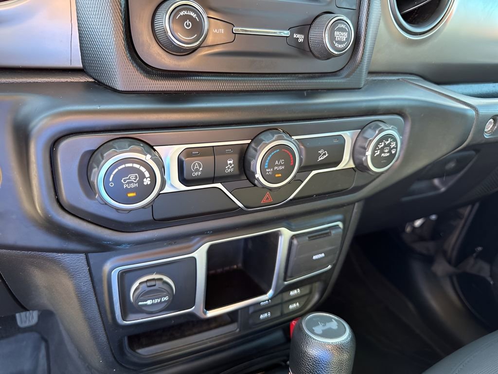 Used 2021 Jeep Wrangler Unlimited Sport image 36