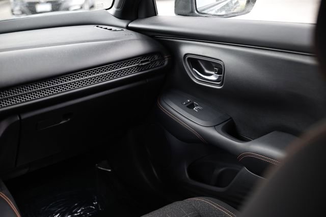Certified 2025 Honda HR-V Sport image 28