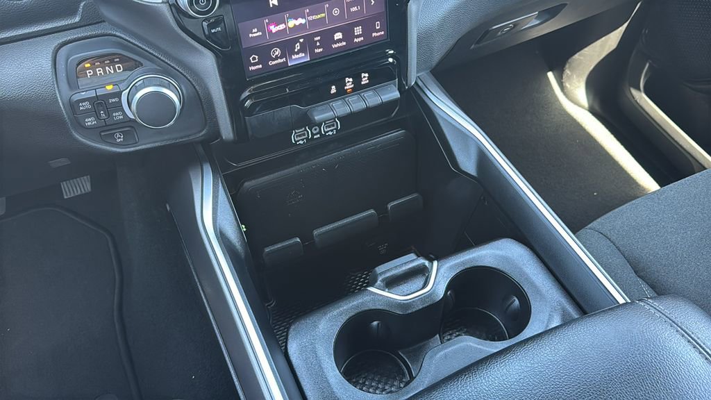 Used 2025 RAM 1500 Big Horn image 24