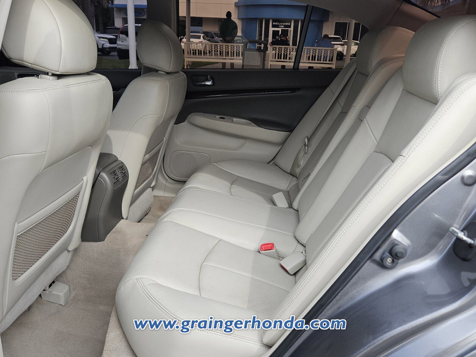 Used 2013 INFINITI G37 Journey w/ Premium Pkg RWD image 11