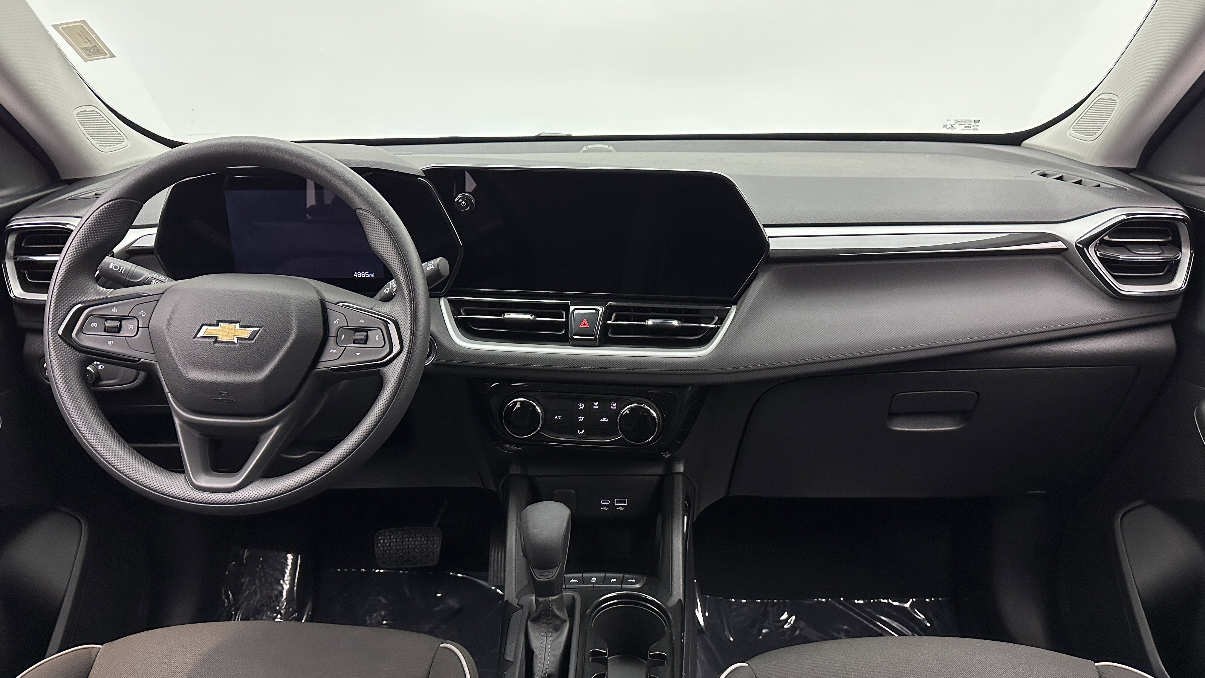 Used 2025 Chevrolet TrailBlazer LT image 19