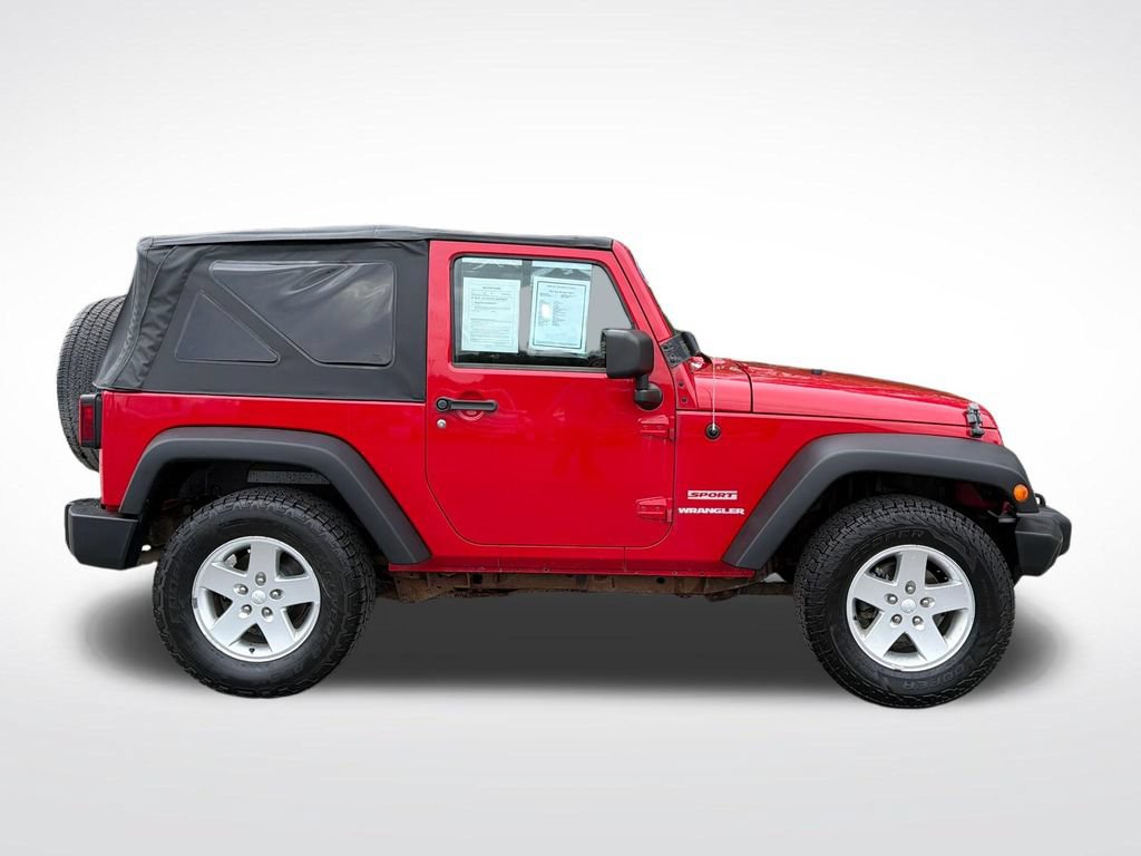 Used 2011 Jeep Wrangler Sport AWD/4WD image 7