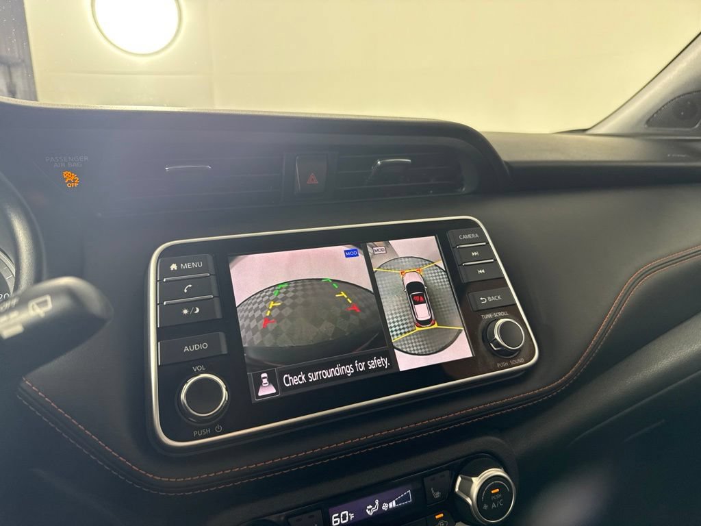 Used 2020 Nissan Kicks SR w/ SR Premium Package FWD image 17