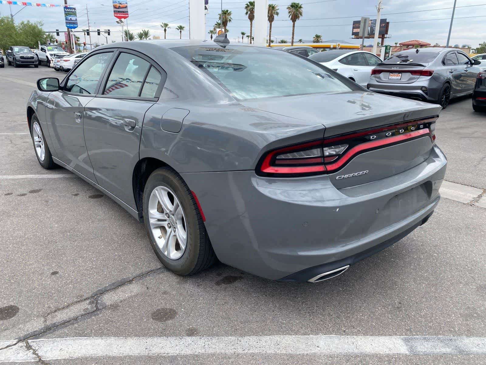 Used 2023 Dodge Charger SXT RWD image 9