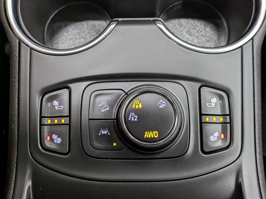 Used 2024 GMC Terrain SLT AWD/4WD image 6