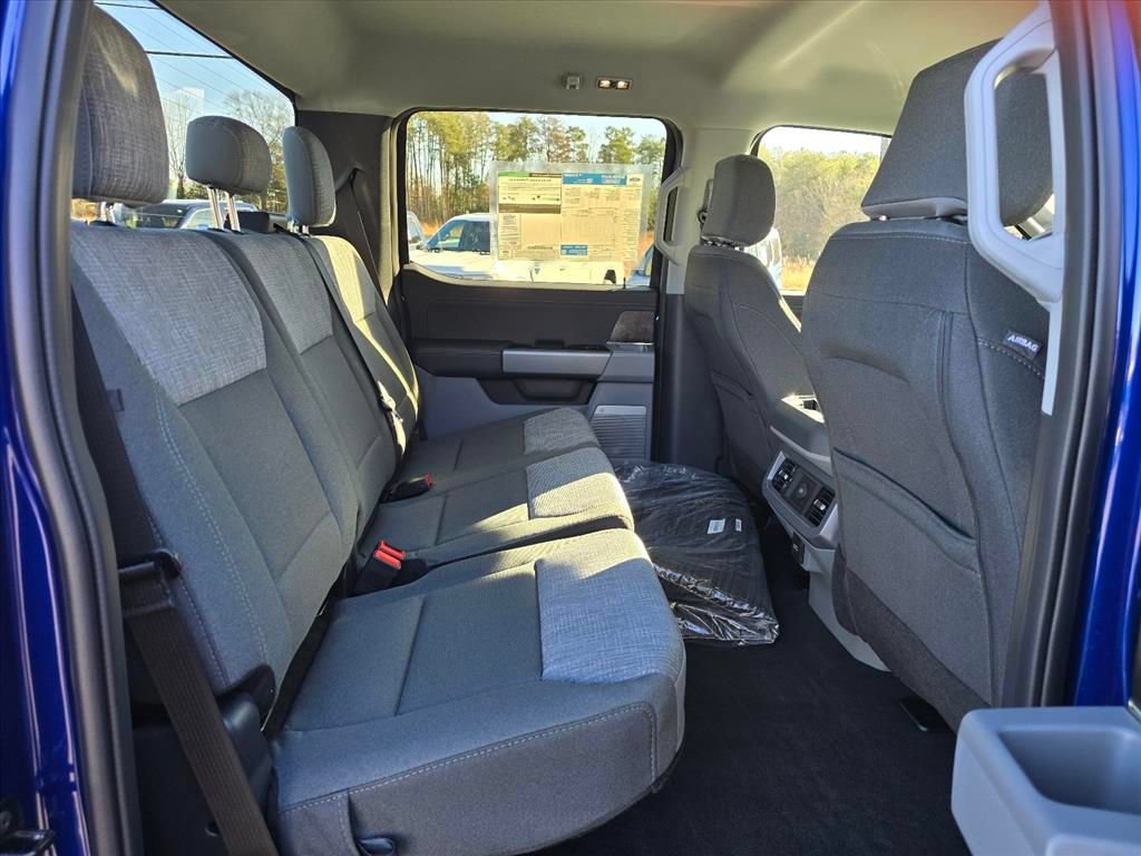 New 2026 Ford F250 XLT w/ XLT Premium Package AWD/4WD image 19