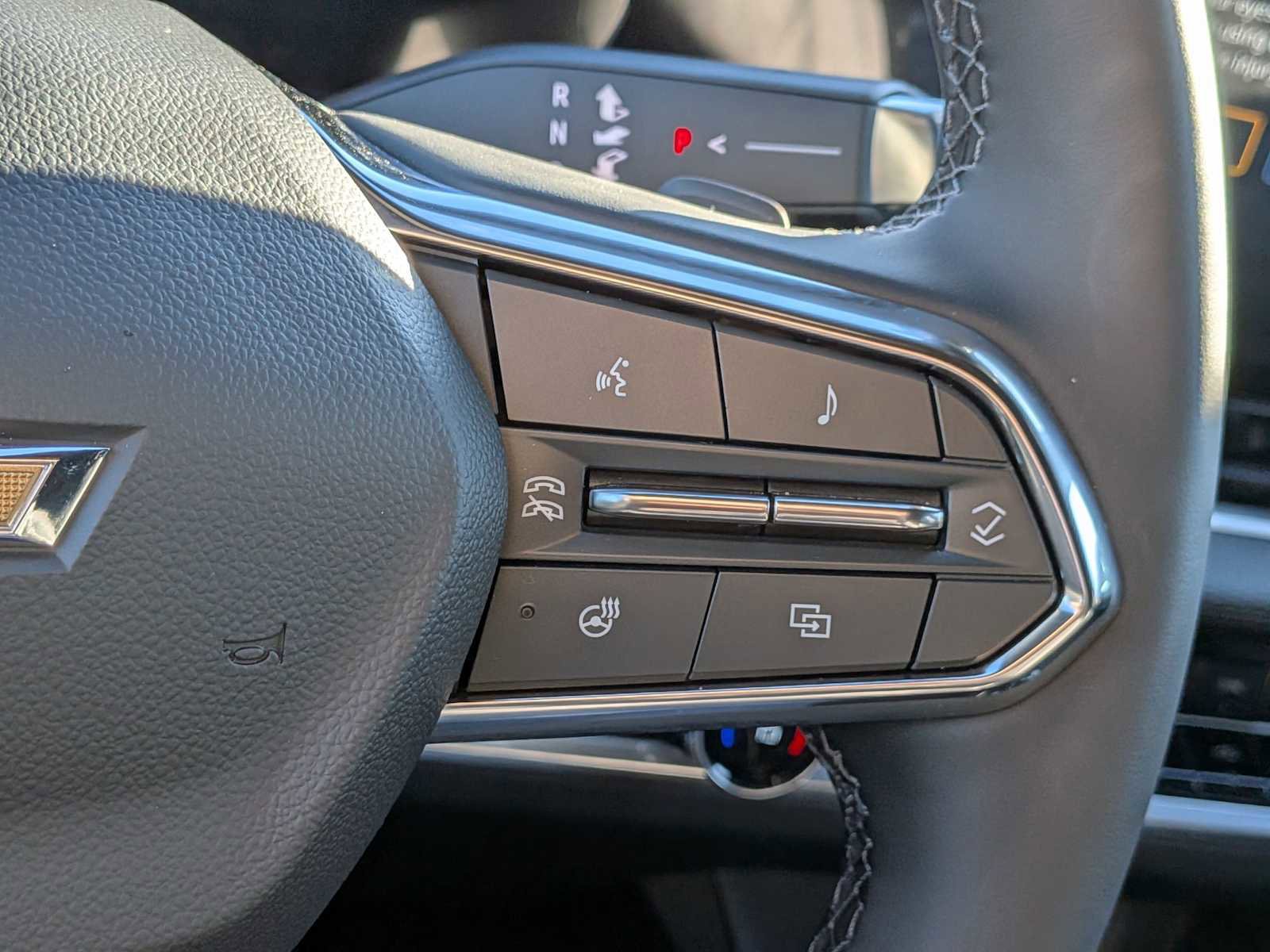 New 2026 Chevrolet Equinox LT w/ Convenience Package II image 24