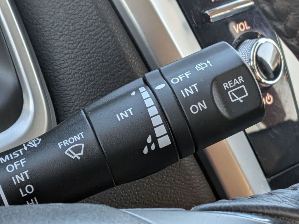 Used 2023 Nissan Murano SV AWD/4WD image 22