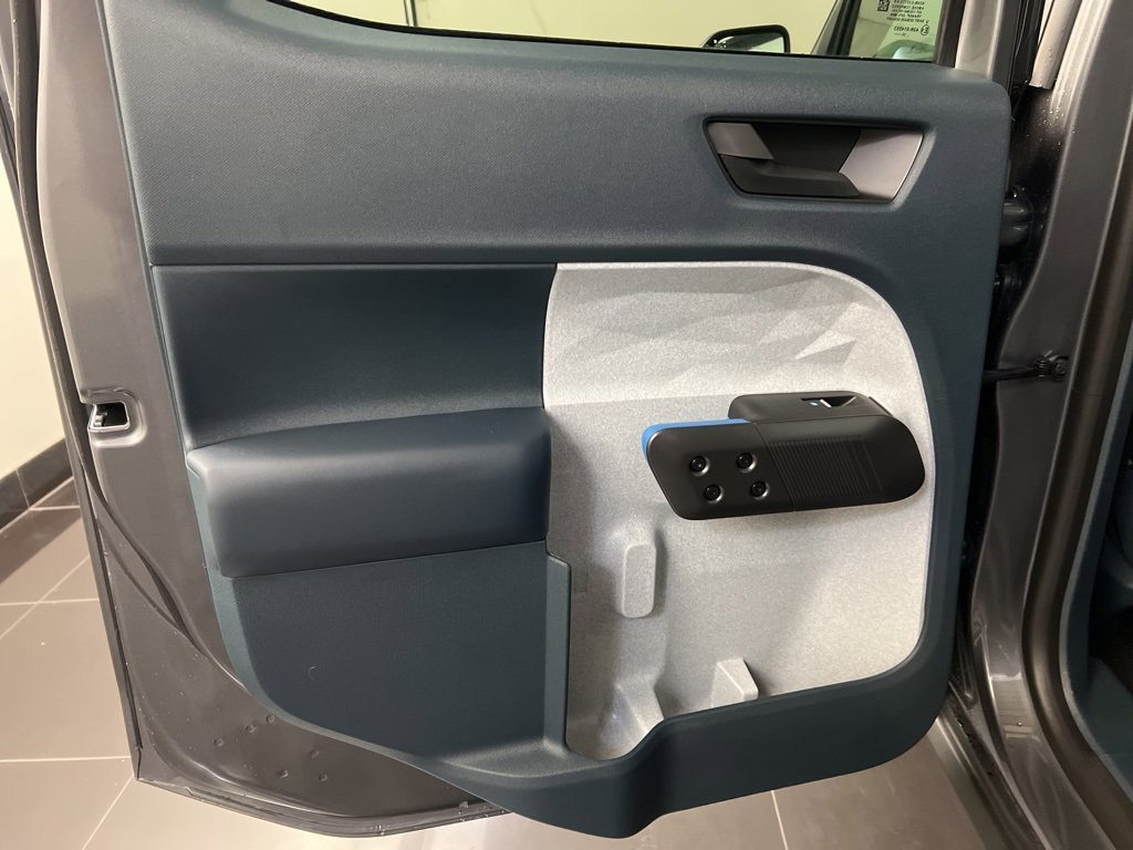 New 2025 Ford Maverick XLT w/ Equipment Group 301A image 29