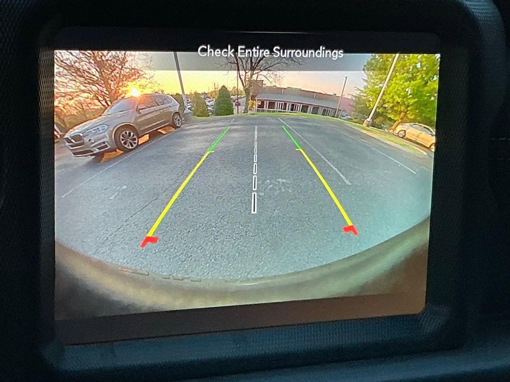 Used 2023 Jeep Wrangler Unlimited Sahara w/ Cold Weather Group image 17