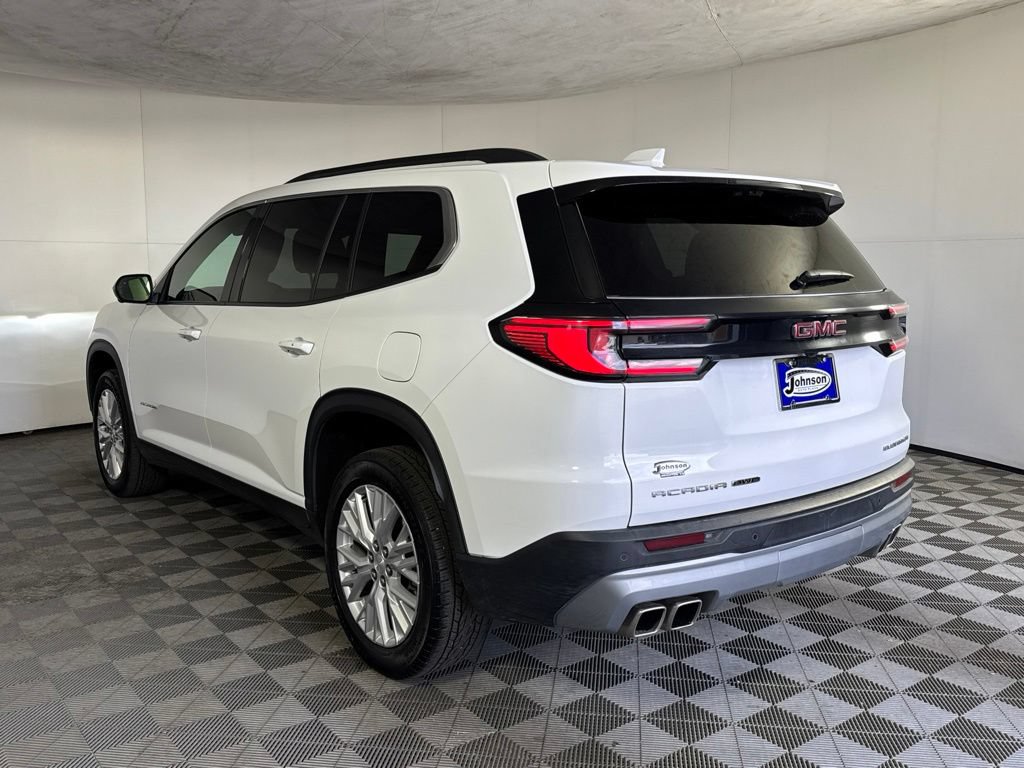 Certified 2026 GMC Acadia Elevation w/ Elevation Premium Package AWD/4WD image 12
