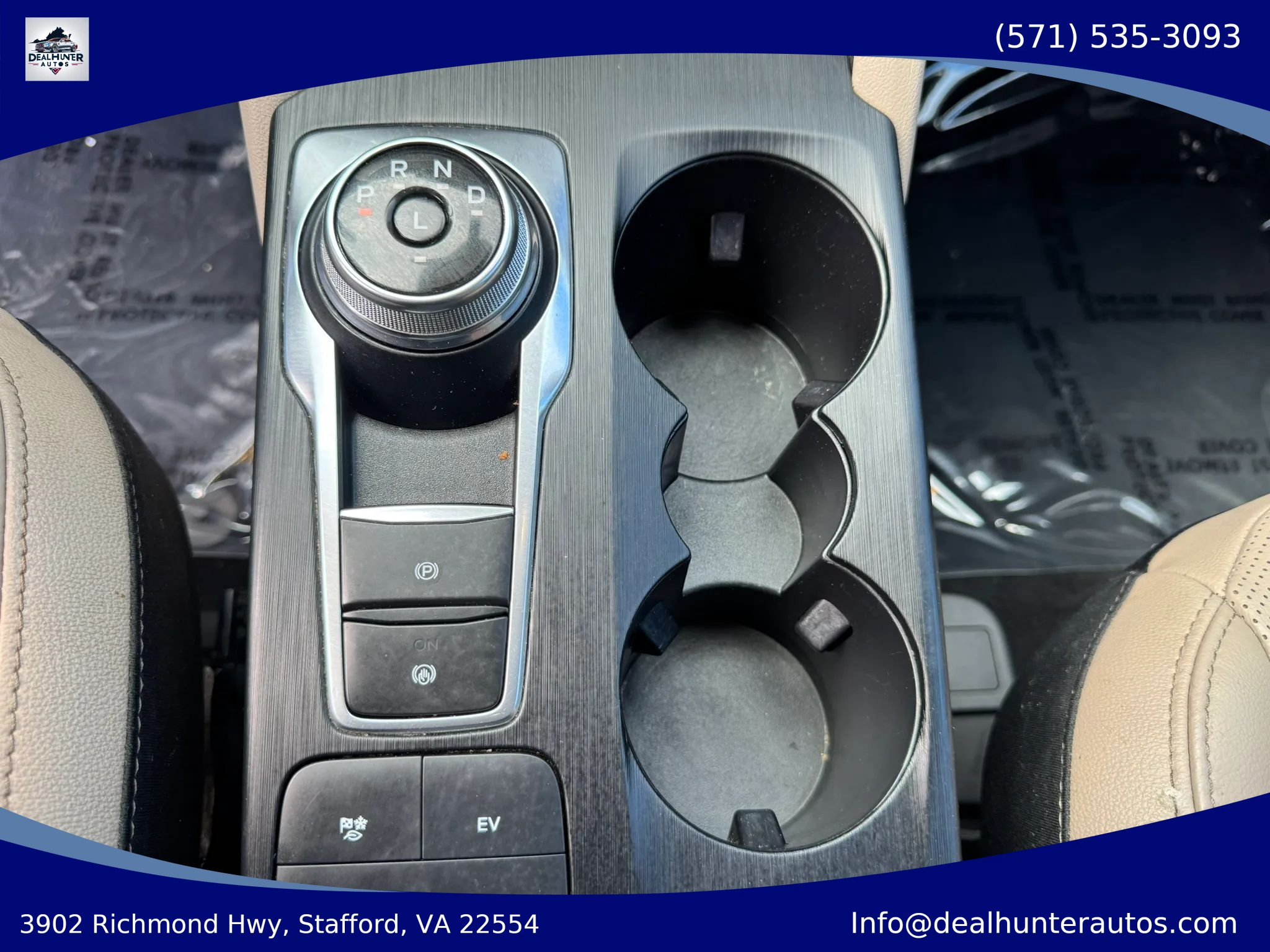 Used 2022 Ford Escape SEL w/ Class II Trailer Tow Package FWD image 26