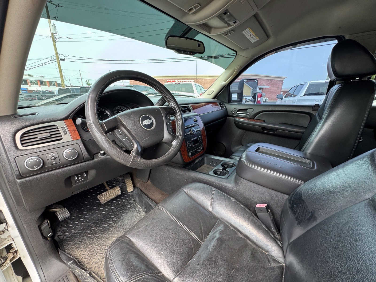 Used 2008 Chevrolet Silverado 3500 LTZ w/ EZ-Lift Tailgate Package AWD/4WD image 14