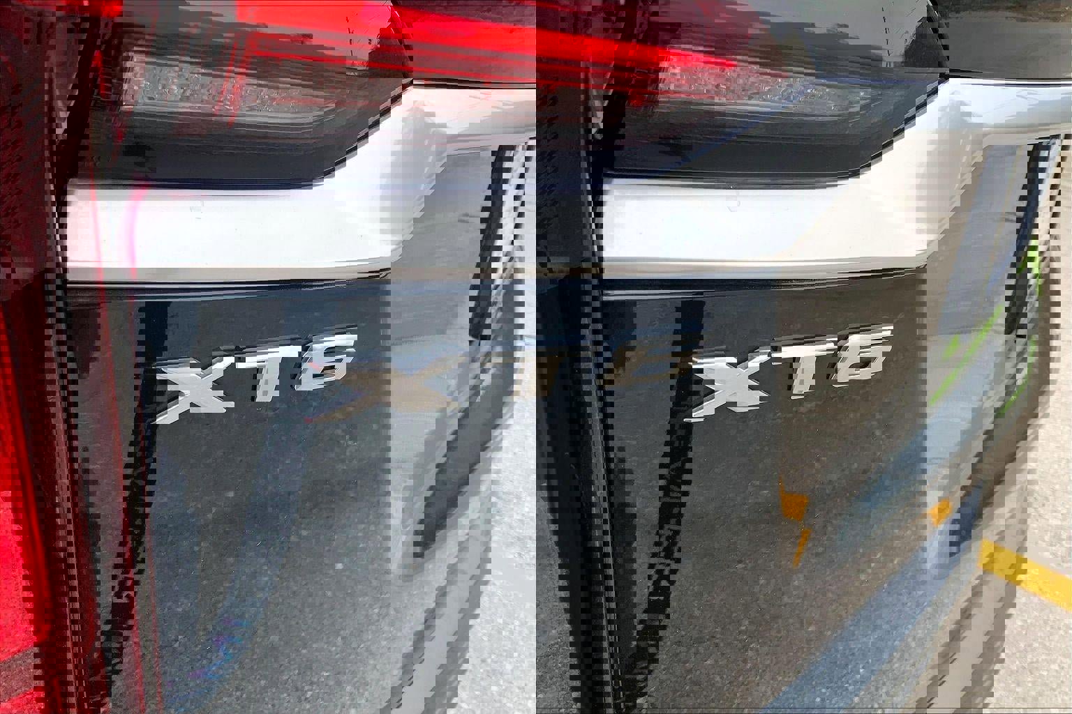 Certified 2024 Cadillac XT6 Premium Luxury image 31