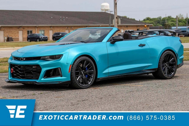 Used 2019 Chevrolet Camaro ZL1 RWD image 1
