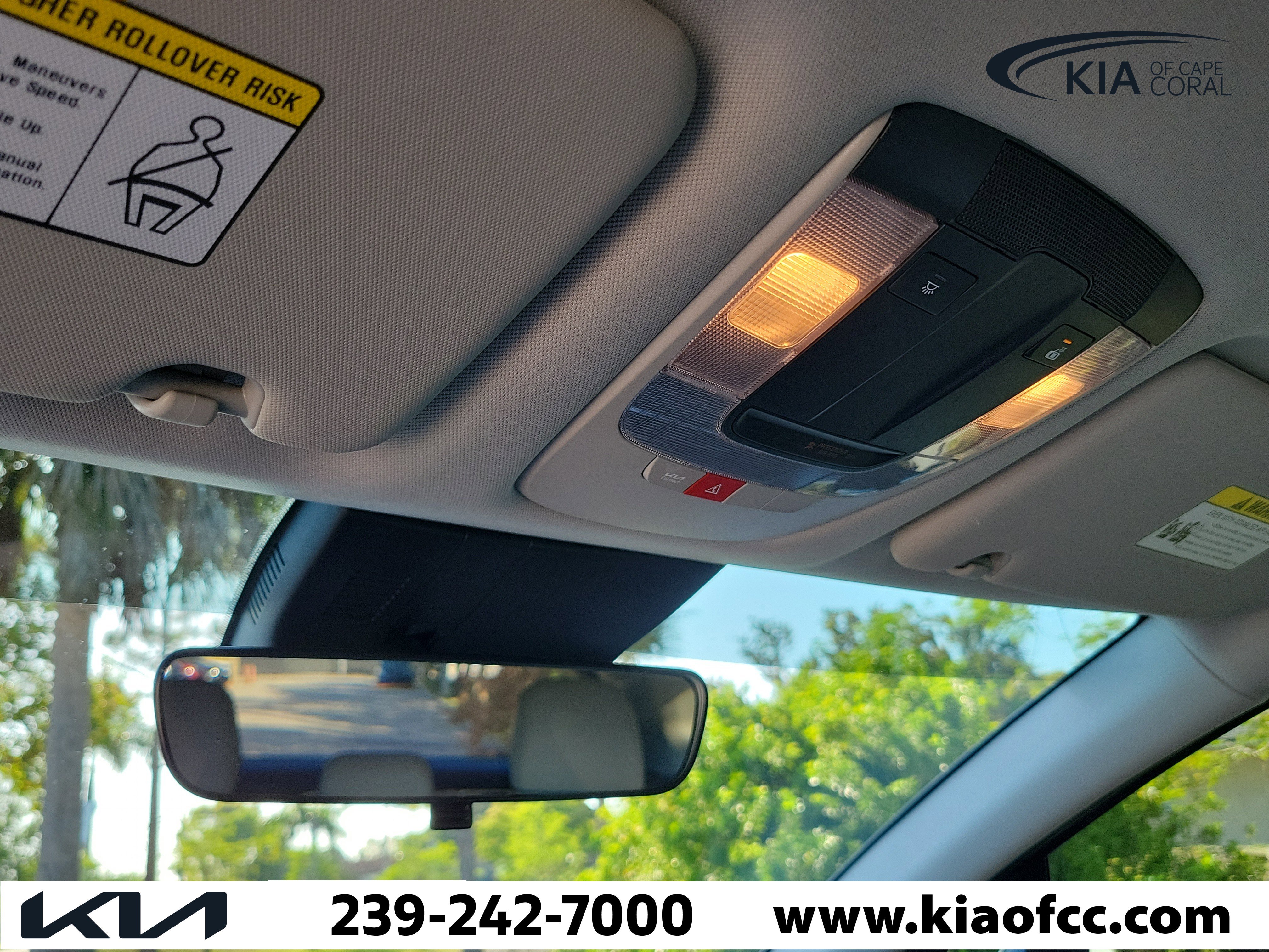 Certified 2025 Kia Sportage EX FWD image 32