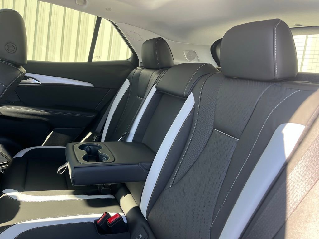 New 2026 Buick Envision Sport Touring image 25