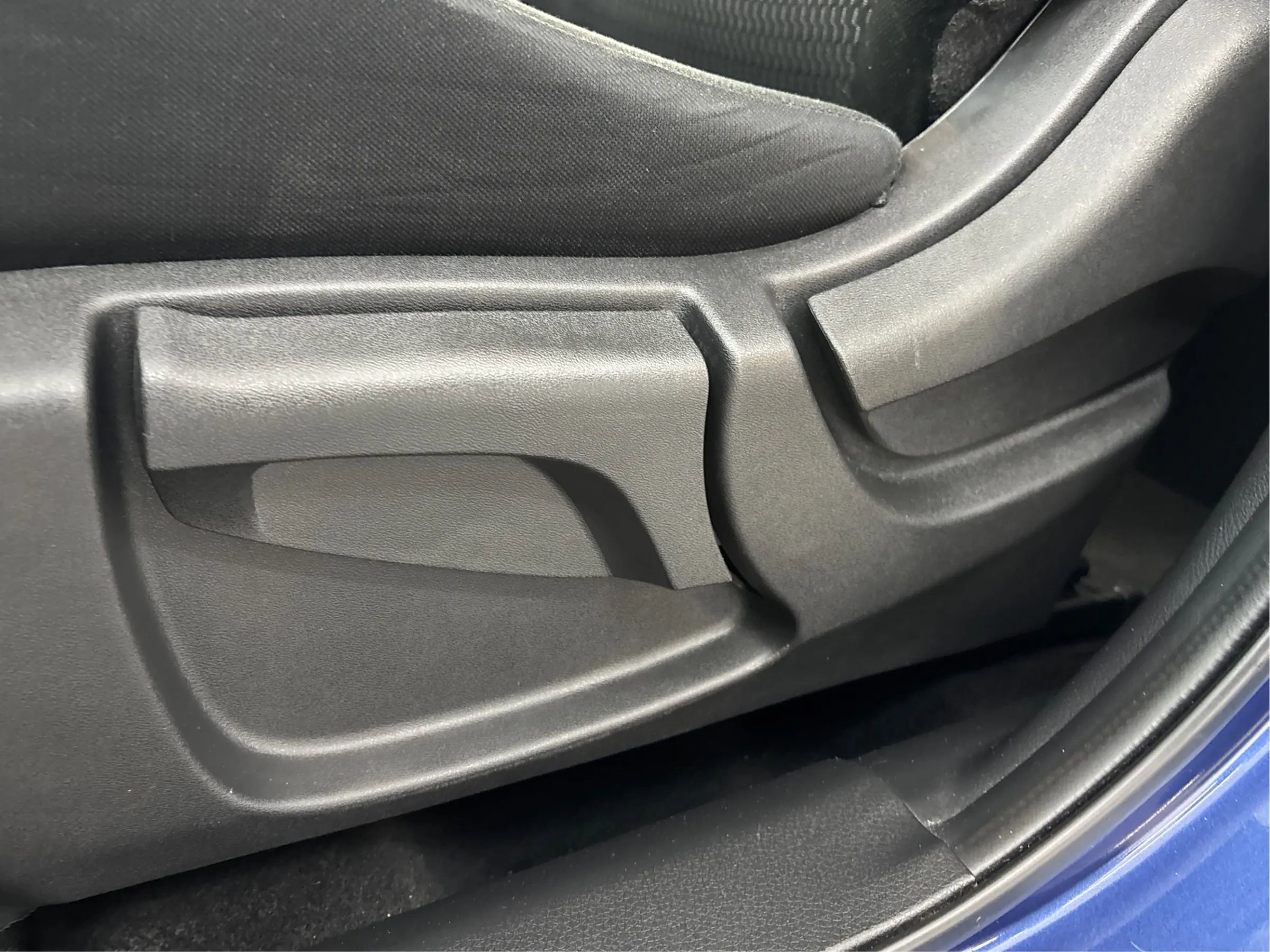 Used 2022 Nissan Rogue Sport S image 25