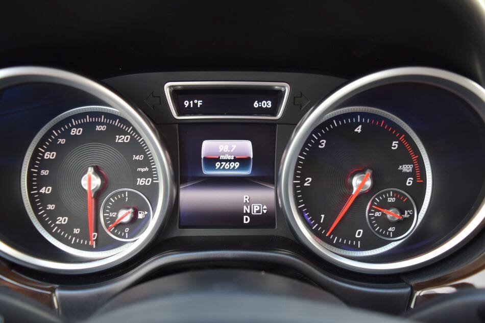Used 2016 Mercedes-Benz GLE 300d 4MATIC w/ Premium Package image 68