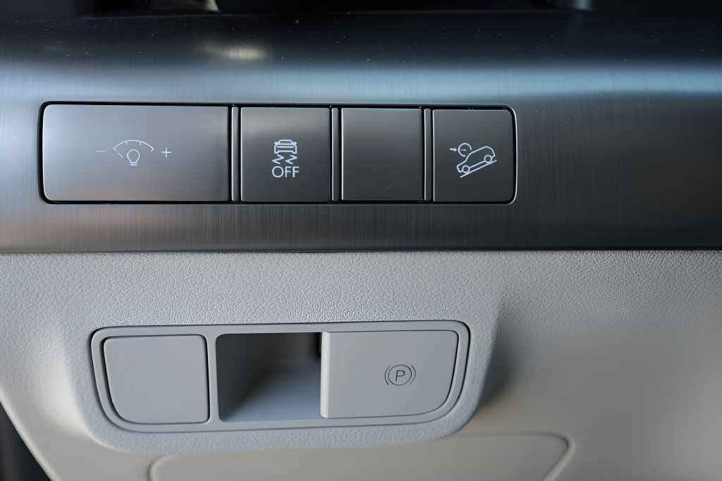 Certified 2026 Hyundai Kona SEL Sport AWD/4WD image 24