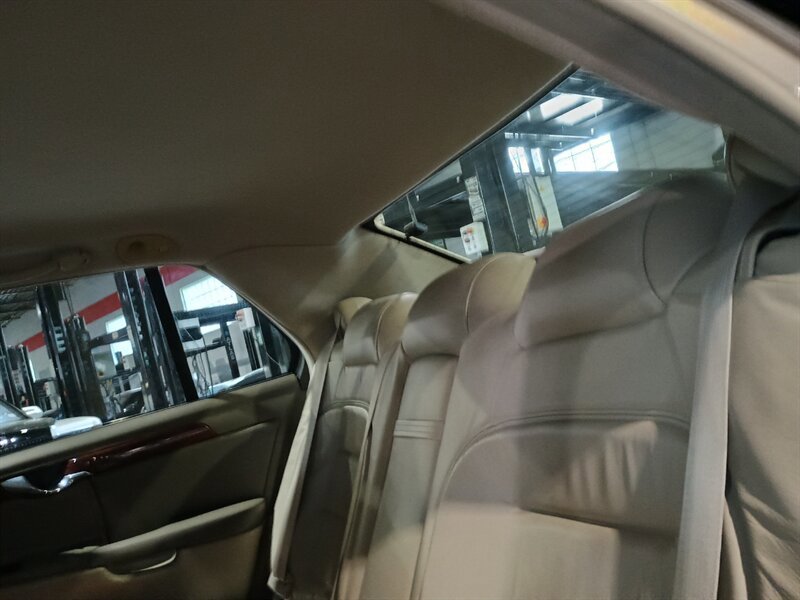 Used 2001 Cadillac De Ville FWD image 46