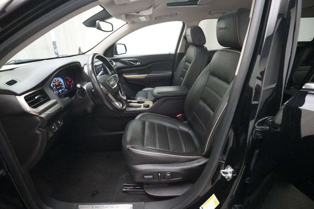 Used 2018 GMC Acadia Denali AWD/4WD image 7